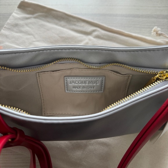 Jacquemus Le Bisou Perle Leather Silver Shoulder Bags - Picture 8 of 8